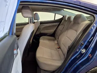 Hyundai ELANTRA 2019 SE Sedán 4 puertas 6M