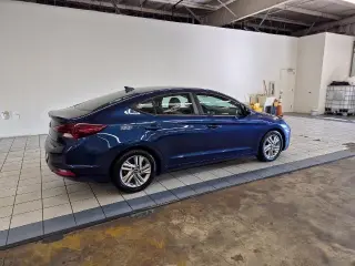 Hyundai ELANTRA 2019 SE Sedán 4 puertas 6M