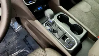 Hyundai SANTA FE 2019 TRACCIÓN EN LAS CUATRO RUEDAS SE 2.4L 4p Crossover