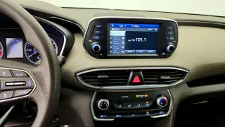 Hyundai SANTA FE 2019 TRACCIÓN EN LAS CUATRO RUEDAS SE 2.4L 4p Crossover