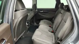Hyundai SANTA FE 2019 TRACCIÓN EN LAS CUATRO RUEDAS SE 2.4L 4p Crossover