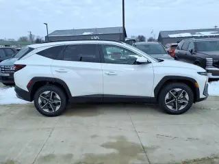 Hyundai TUCSON 2026 AWD SEL 4dr SUV