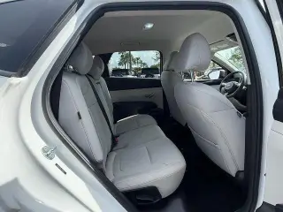 Hyundai TUCSON 2025 SEL 4dr SUV