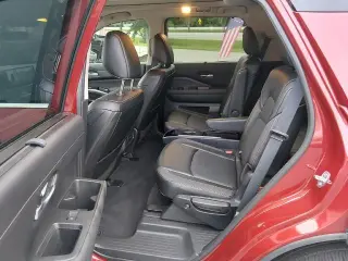 Nissan Pathfinder 2026 SL 4p SUV