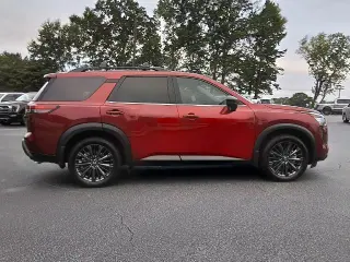 Nissan Pathfinder 2026 SL 4p SUV