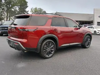 Nissan Pathfinder 2026 SL 4p SUV