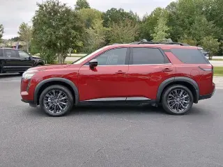 Nissan Pathfinder 2026 SL 4p SUV