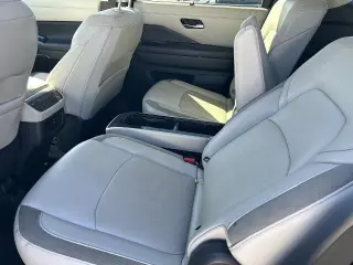 Nissan Pathfinder 2024 SL 4p SUV