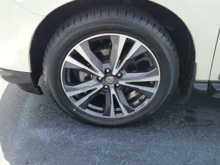 Nissan Pathfinder 2019 S 4dr SUV