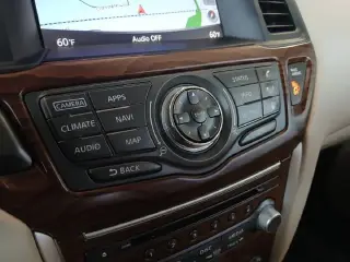 Nissan Pathfinder 2020 Platino 4p SUV