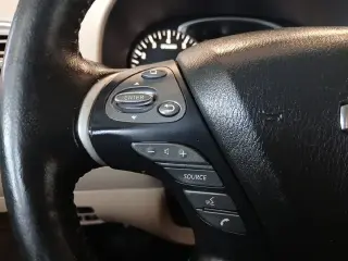 Nissan Pathfinder 2020 Platino 4p SUV