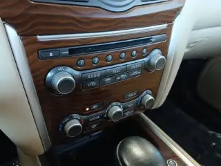 Nissan Pathfinder 2020 Platino 4p SUV