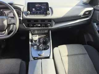 Nissan Rogue 2026 AWD SV 4p Crossover