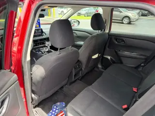 Nissan Rogue 2024 S 4p Crossover