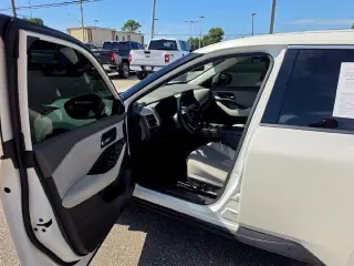 Nissan Rogue 2021 SV 4p Crossover