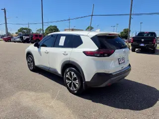 Nissan Rogue 2021 SV 4p Crossover