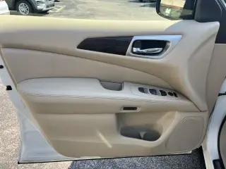 Nissan Pathfinder 2014 S 4dr SUV