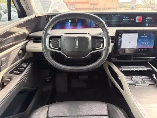 Lincoln Nautilus 2024 AWD Premiere 4dr SUV