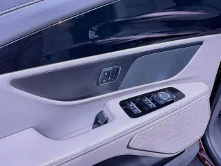 Lincoln Nautilus Hybrid 2024 AWD Premiere 4p SUV