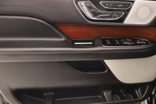 Lincoln Navigator 2021 4x4 Reserve 4dr SUV