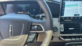 Lincoln Navigator 2022 4x4 Reserve 4dr SUV
