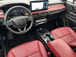 Lincoln Corsair 2023 AWD Reserve 4dr SUV