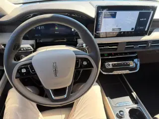 Lincoln Corsair 2024 AWD Reserve 4dr SUV