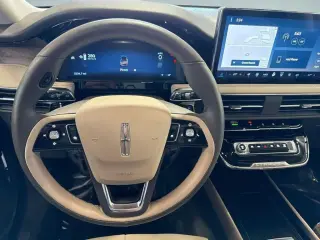 Lincoln Corsair 2024 AWD Reserve 4dr SUV