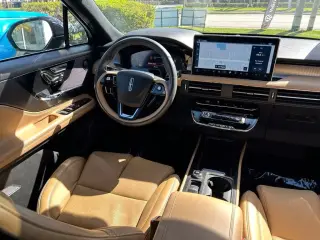 Lincoln Corsair 2023 AWD Reserve 4p SUV