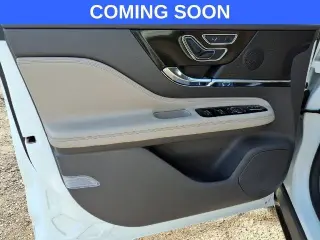 Lincoln Corsair 2023 AWD Reserve 4dr SUV