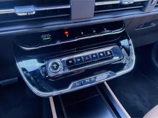 Lincoln Corsair 2023 Reserve 4dr SUV