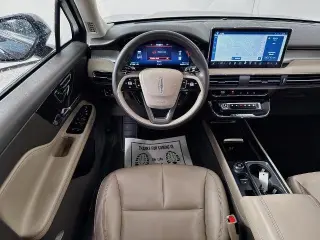 Lincoln Corsair 2023 AWD Estándar 4p SUV