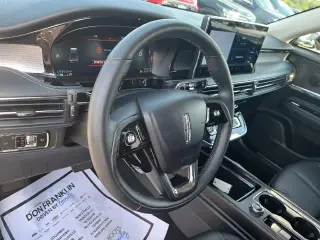 Lincoln Corsair 2024 AWD Premiere 4dr SUV