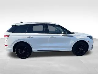 Lincoln Corsair 2024 AWD Premiere 4dr SUV