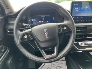 Lincoln Corsair 2023 Estándar 4p SUV