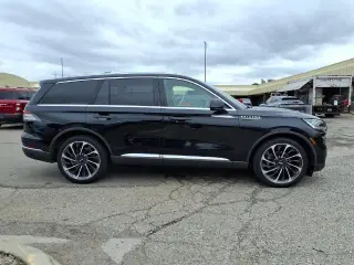Lincoln Aviator 2020 AWD Reserve 4dr SUV