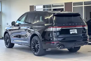 Lincoln Aviator 2023 AWD Reserve 4dr SUV