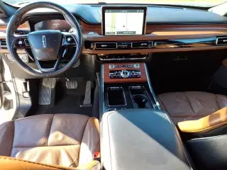 Lincoln Aviator 2022 AWD Reserve 4dr SUV