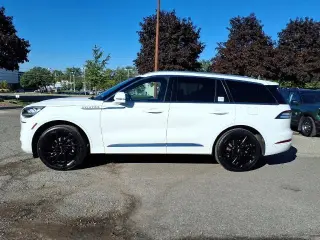 Lincoln Aviator 2022 AWD Reserve 4dr SUV