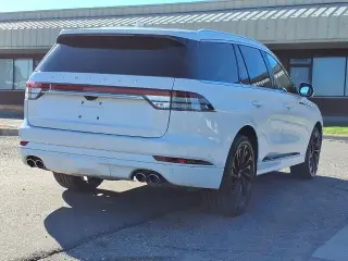 Lincoln Aviator 2022 AWD Reserve 4dr SUV