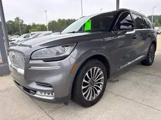 Lincoln Aviator 2021 con tracción en las fouraz y Reserve 4dr SUV