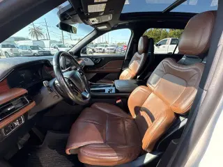 Lincoln Aviator 2022 AWD Reserve 4dr SUV