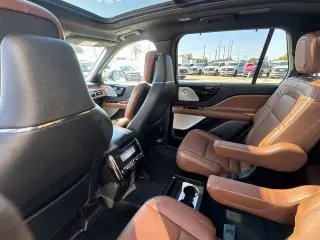 Lincoln Aviator 2022 AWD Reserve 4dr SUV