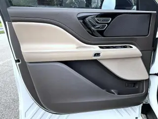 Lincoln Aviator 2023 AWD Estándar 4dr SUV