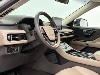 Lincoln Aviator 2023 AWD Estándar 4dr SUV