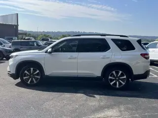 Honda Pilot 2023 Touring 4dr SUV