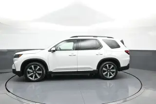 Honda Pilot 2024 AWD Touring 4dr SUV