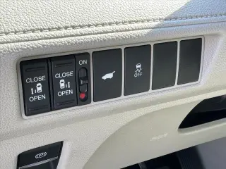Honda Odyssey 2025 EX-L, minivan de 4 puertas