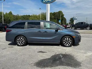 Honda Odyssey 2025 EX-L, minivan de 4 puertas