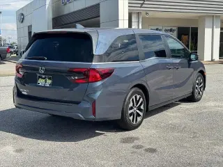 Honda Odyssey 2025 EX-L, minivan de 4 puertas